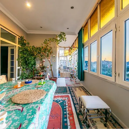 See Suite * Istanbul