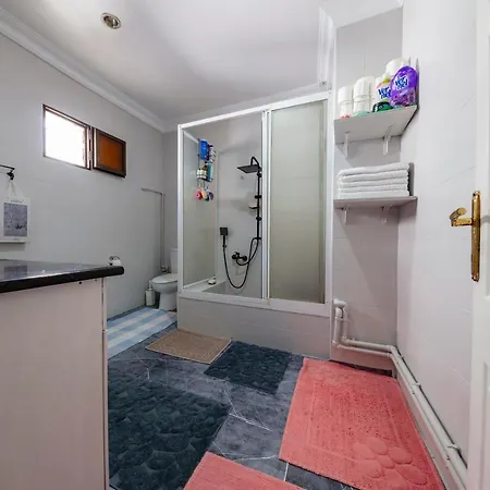 See Suite Apartment