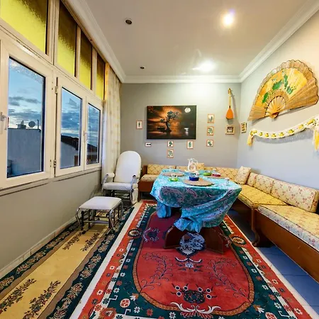 See Suite Apartment